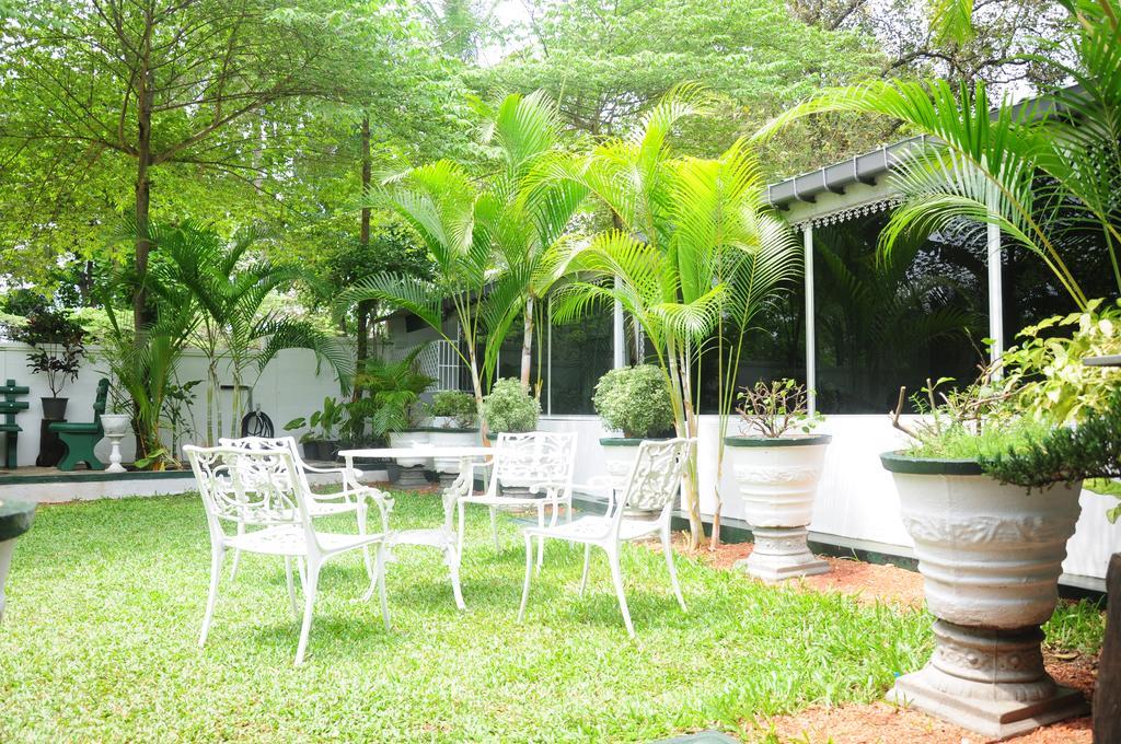 Hotel Levi'S Tourist - Anuradhapura Exterior foto