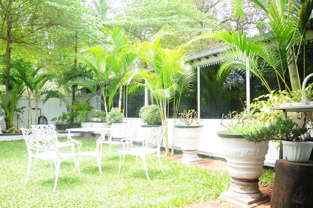 Hotel Levi'S Tourist - Anuradhapura Exterior foto