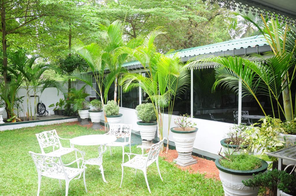 Hotel Levi'S Tourist - Anuradhapura Exterior foto