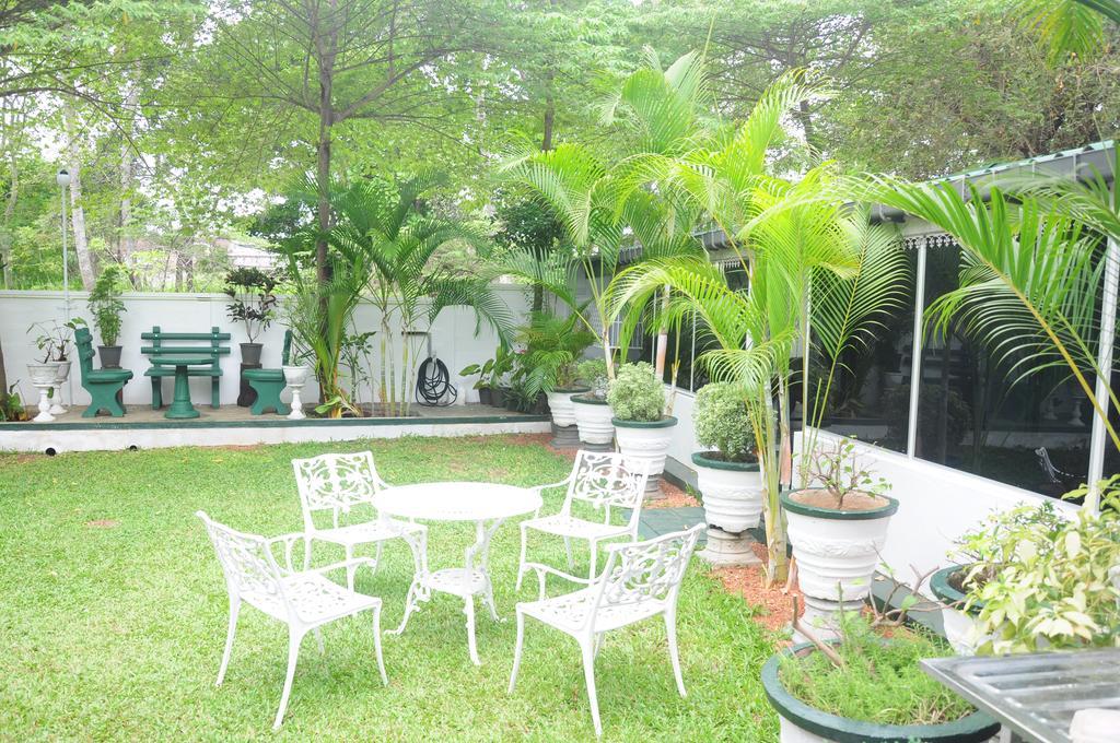 Hotel Levi'S Tourist - Anuradhapura Exterior foto