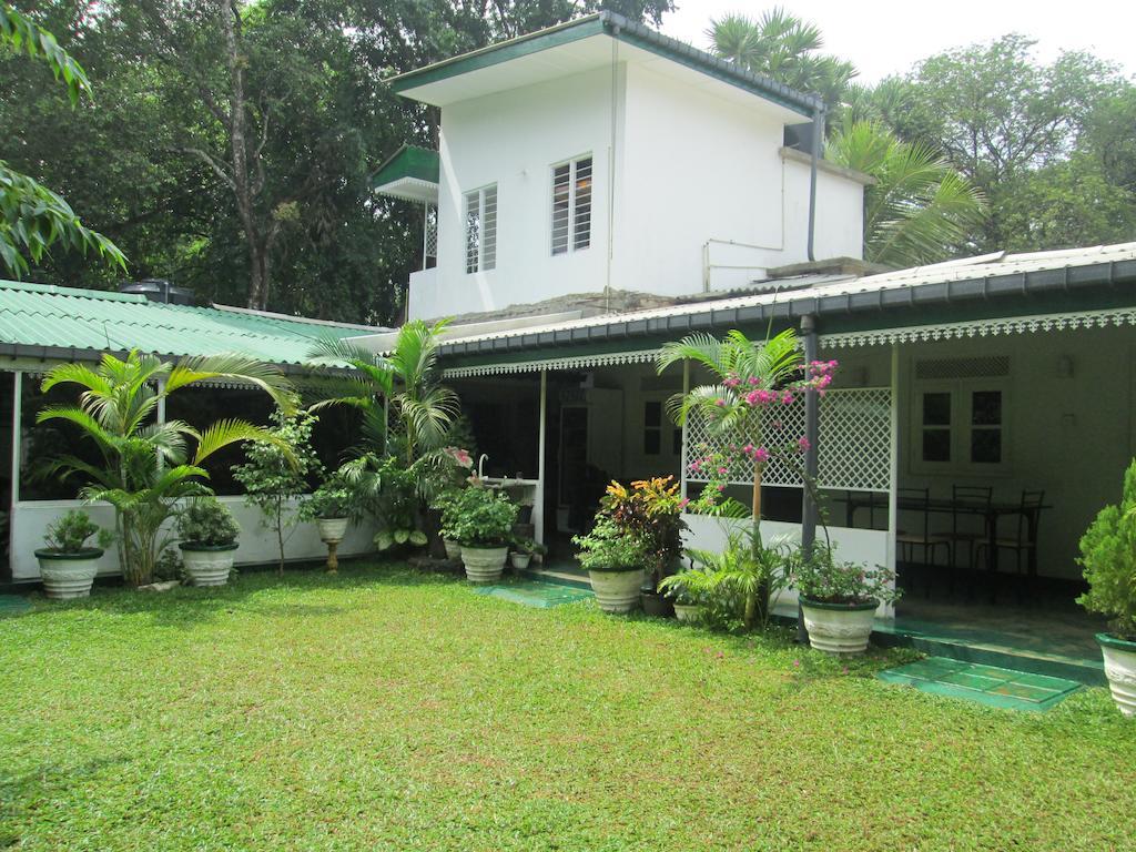Hotel Levi'S Tourist - Anuradhapura Exterior foto